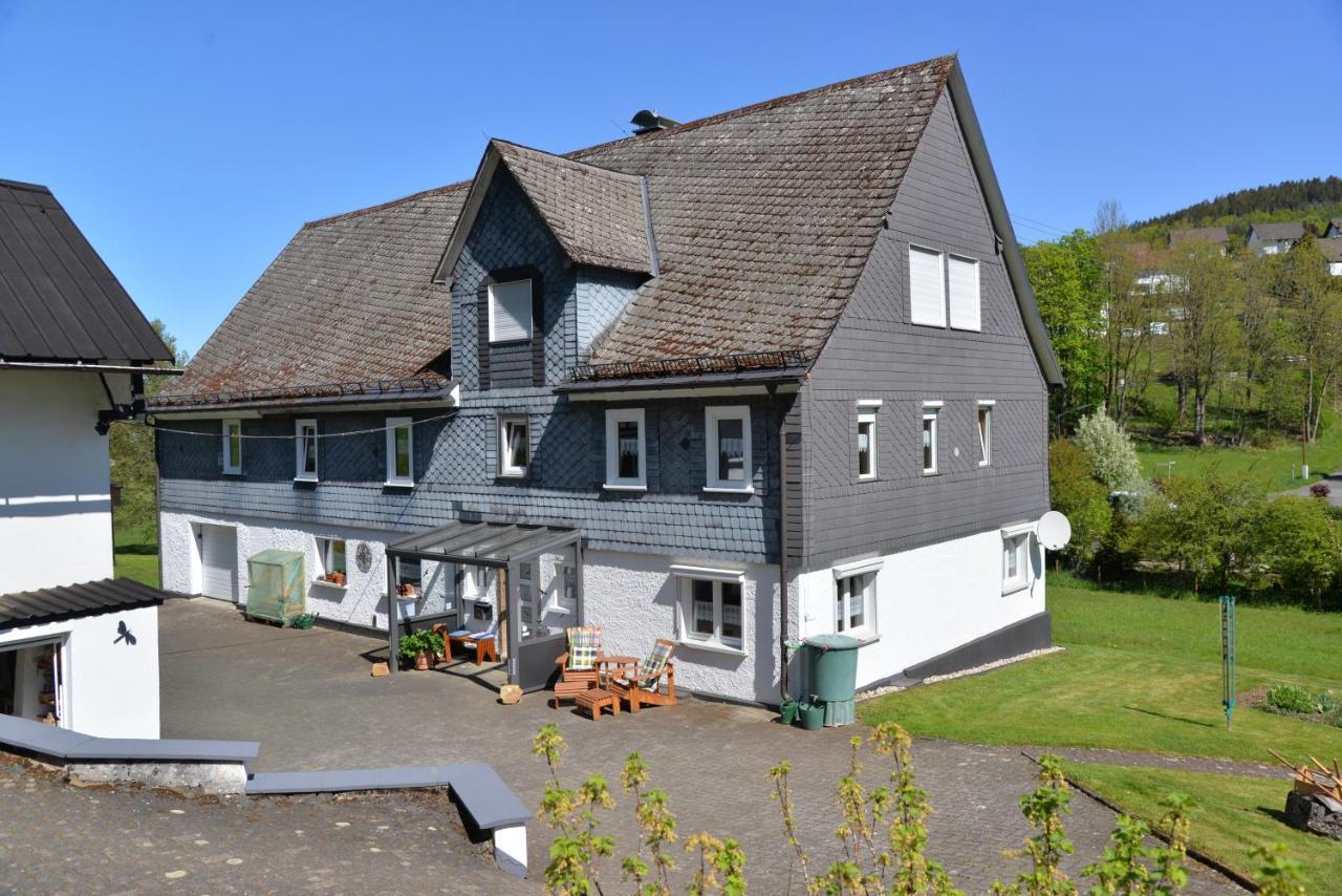 Ferienhaus Broche 힐헨바흐 외부 사진