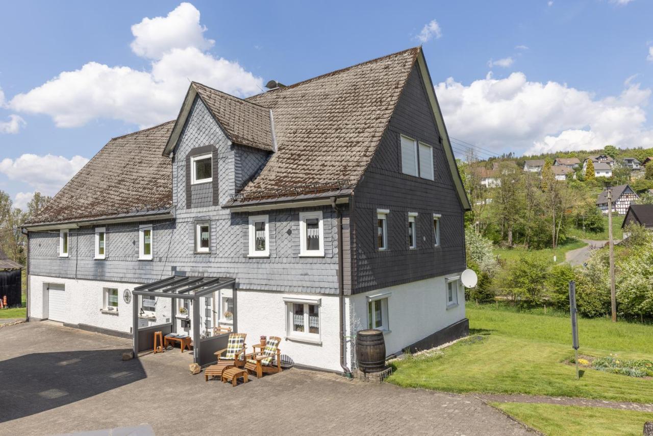 Ferienhaus Broche 힐헨바흐 외부 사진