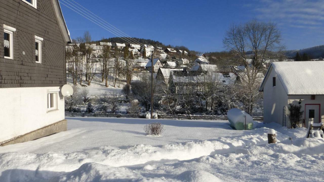 Ferienhaus Broche 힐헨바흐 외부 사진