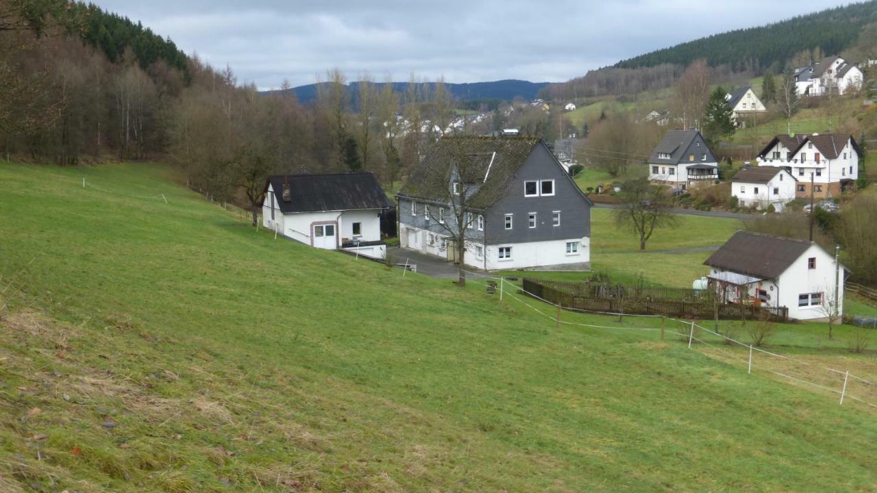 Ferienhaus Broche 힐헨바흐 외부 사진